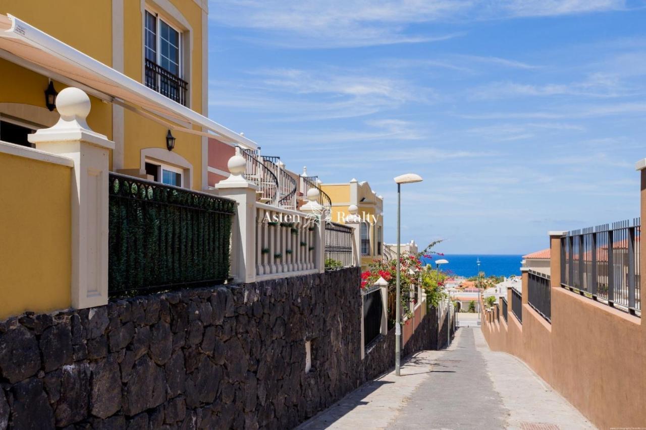 Paraiso Palm Mar Beautiful & Bright Renovated Apartment With Air Conditioning Luaran gambar