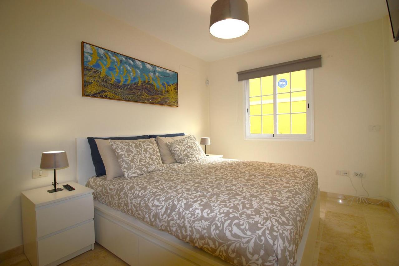 Paraiso Palm Mar Beautiful & Bright Renovated Apartment With Air Conditioning Luaran gambar