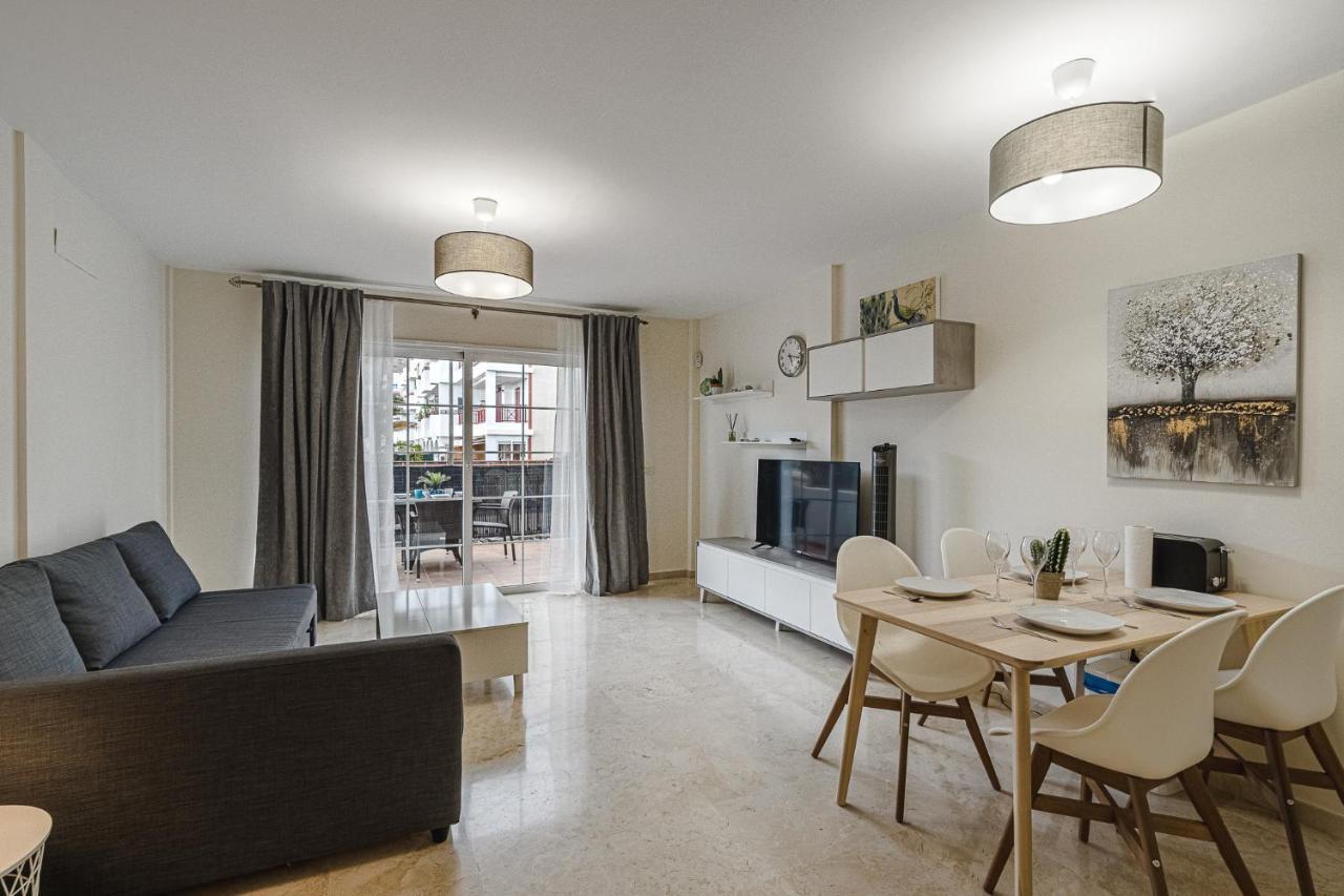 Paraiso Palm Mar Beautiful & Bright Renovated Apartment With Air Conditioning Luaran gambar