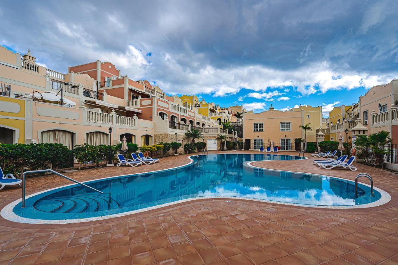 Paraiso Palm Mar Beautiful & Bright Renovated Apartment With Air Conditioning Luaran gambar