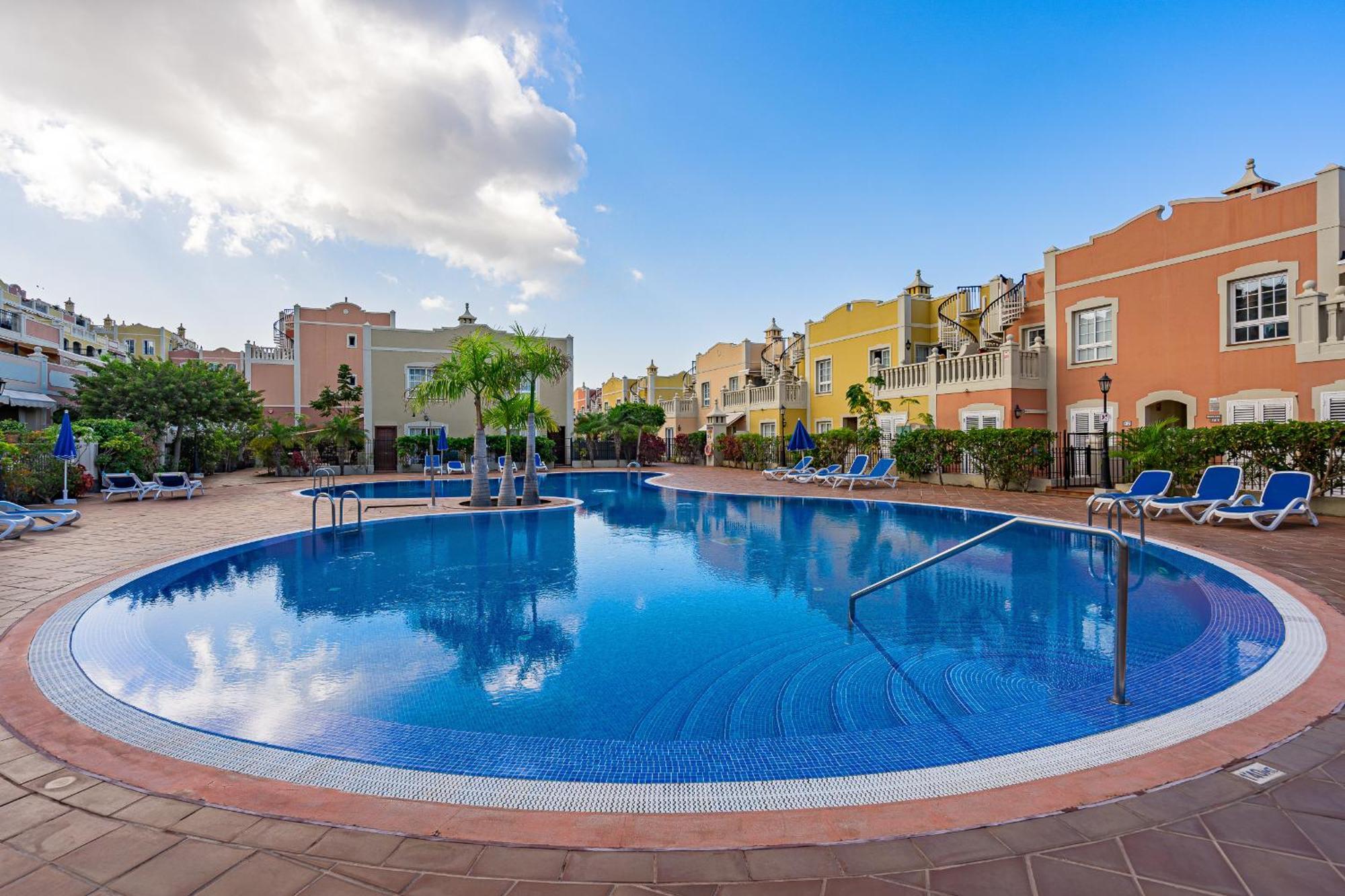 Paraiso Palm Mar Beautiful & Bright Renovated Apartment With Air Conditioning Luaran gambar