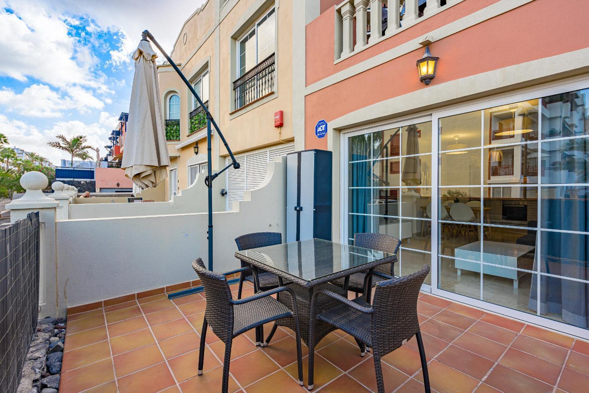 Paraiso Palm Mar Beautiful & Bright Renovated Apartment With Air Conditioning Luaran gambar